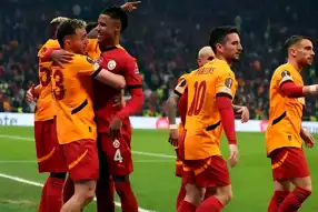 Jakobs'tan Galatasaray'a kötü haber! Derbide yok