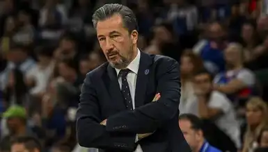 Anadolu Efes, Banchi'yle Yollarını Ayırdı