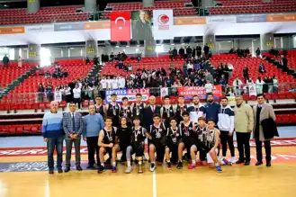 Erciyes Koleji, 6. Basketbol Şampiyonluğunu Kazandı!