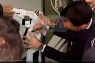 Hakem Aydın, Beşiktaş Forması İmzaladı!