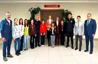 Köşk 100. Yıl Ortaokulu Kros'ta İl Birincisi!