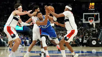 NBA'de Unutulmaz Bir Gece: Sürpriz Sonuçlar ve Yıldız Performansları
