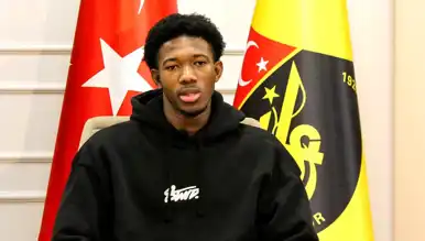İstanbul'da Üniversite Okumaya Gelen Futbolcu Diarra'nın Hikayesi