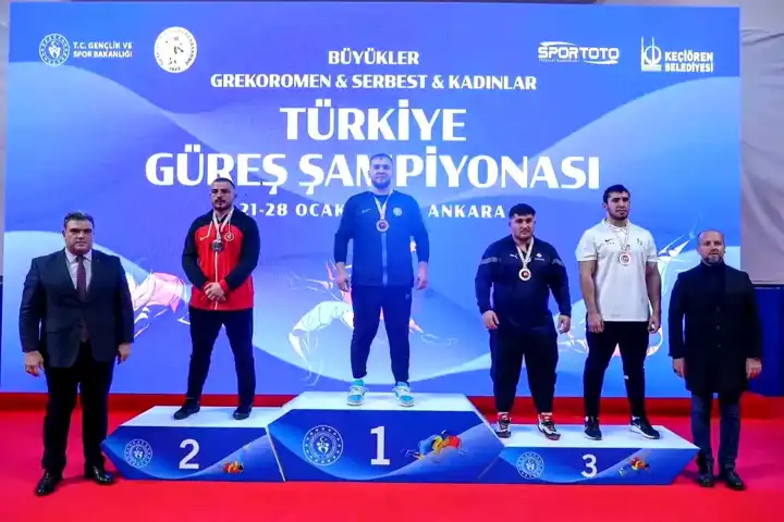 Ankara'da Büyükler Serbest Güreş Şampiyonası Sonuçlandı
