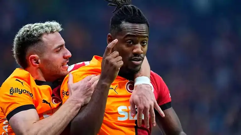 Galatasaray'ın Trabzonspor'a Laf Sokan Paylaşımı!